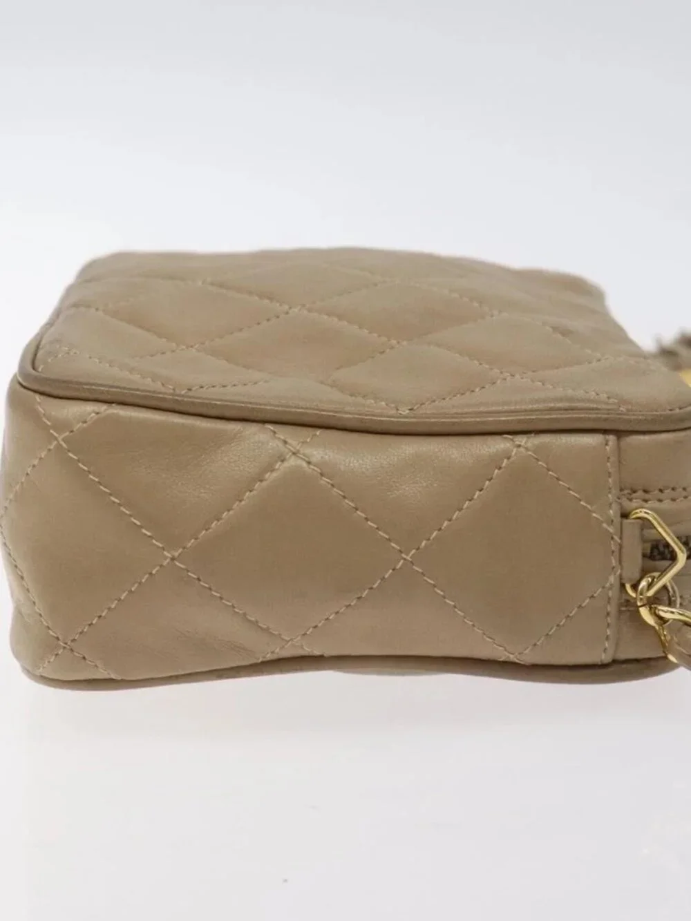 CHANEL Matelasse Chain Shoulder Bag Lamb Skin Beige Gold CC Auth 127575